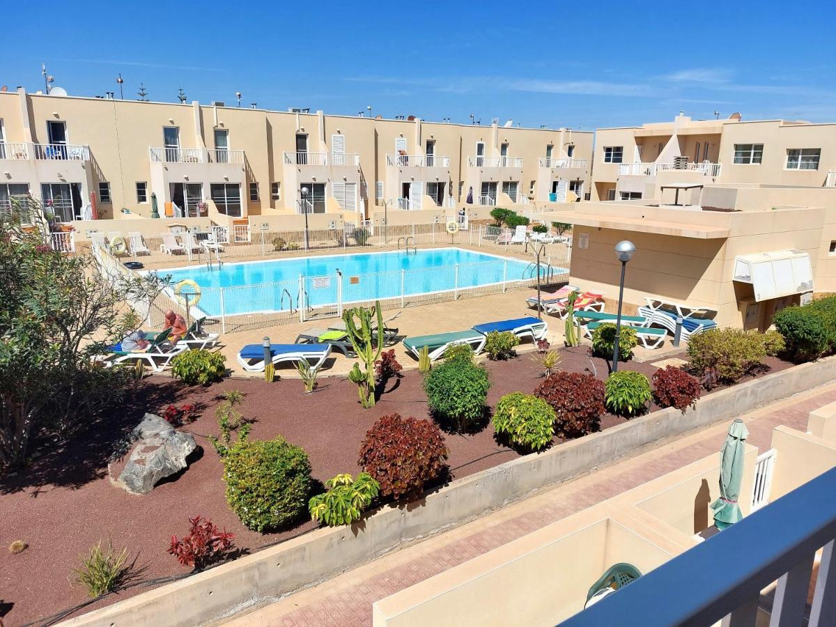 Litha House, 3 Bed Set Over 3 Floors 5 Mins From And Amenities Caleta De Fuste